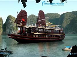 Halong Dolphin Junks