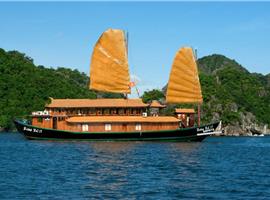 Huong Hai Junks Halong